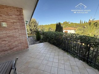 Casa en venta en Santa Eulàlia de Ronçana