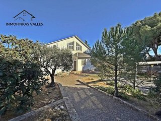 Casa en venta en Santa Eulàlia de Ronçana
