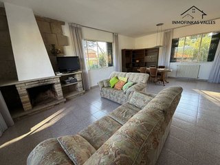 Casa en venta en Santa Eulàlia de Ronçana