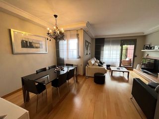 Casa adosada en venta en Simancas