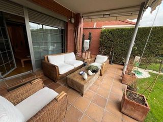 Casa adosada en venta en Simancas