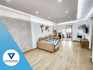 Casa adosada en venta en Roquetas Centro en Roquetas de Mar