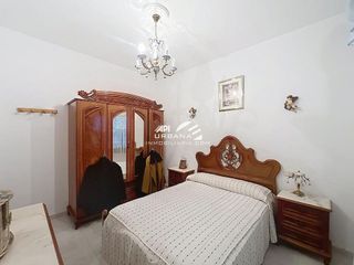 Chalet en venta en Lucena