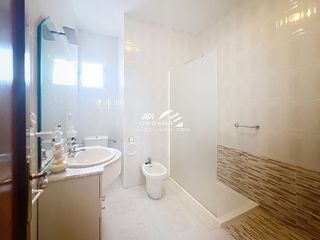 Chalet en venta en Lucena