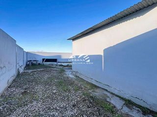 Chalet en venta en Lucena
