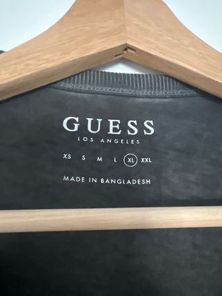 Camiseta Guess Gris