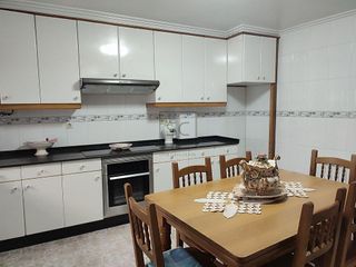 Casa adosada en venta en Ares