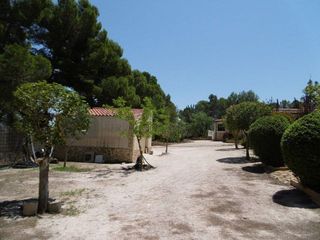 Chalet en venta en Yecla