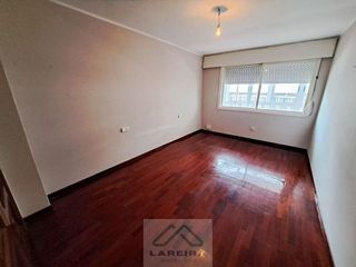Piso en venta en Travesía de Vigo - San Xoán en Vigo