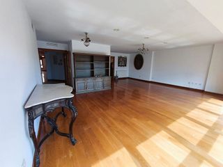 Piso en venta en Ensanche - Diputación en Alicante