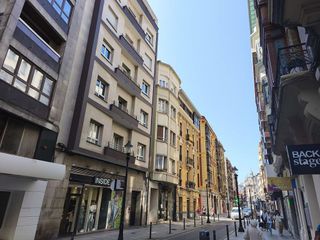 Piso en venta en Centro en Gijón