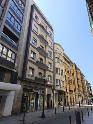 Piso en venta en Centro en Gijón