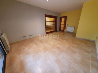 Piso en venta en El Sucre-Universitat en Vic