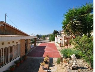 Chalet en venta en Urbanitzacions en Lloret de Mar