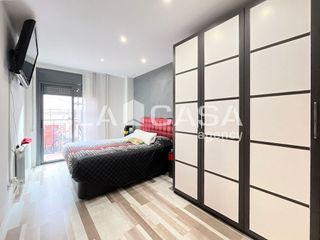 Piso en venta en Montigalà -Sant Crist en Badalona
