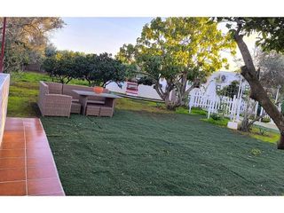 Casa en venta en Carmona