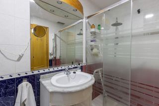 Chalet en venta en Zubia (La)