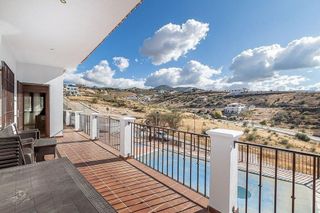 Chalet en venta en Zubia (La)