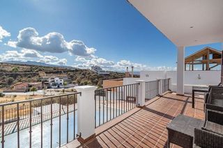 Chalet en venta en Zubia (La)