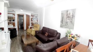 Piso en venta en San Luis en Almería