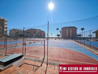 Piso en venta en Centro Internacional en Torrox