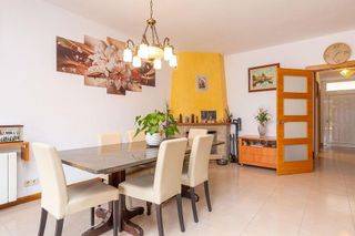 Chalet en venta en Corbera de Llobregat