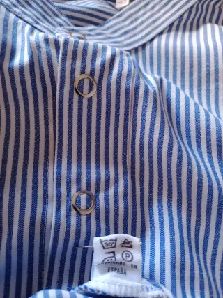 Camisa de trabajo azul y blanca a rayas