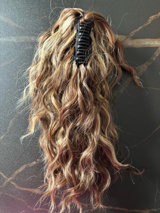 Coleta postiza rizada 35 cm