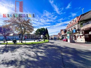 Casa adosada en venta en Yeles