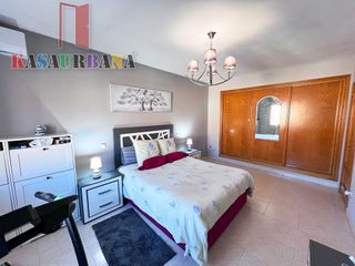 Casa adosada en venta en Yeles