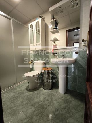 Casa adosada en venta en Lucena