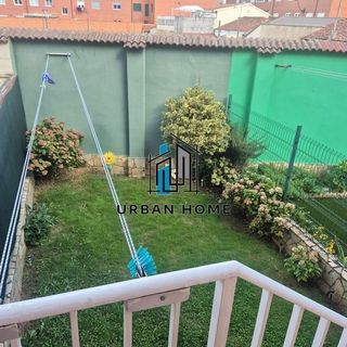 Casa adosada en venta en Trobajo del Camino en San Andrés del Rabanedo