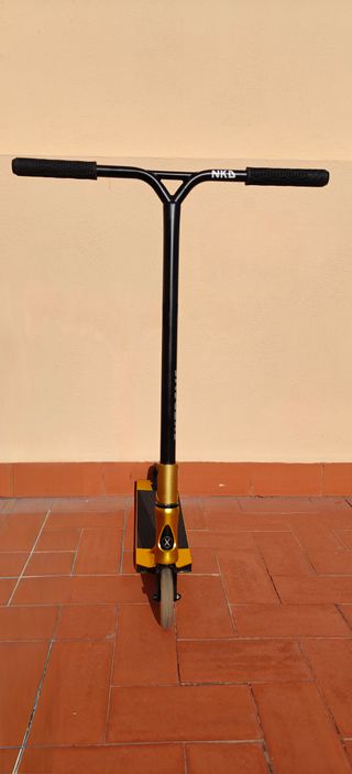 Patinete Freestyle NKD scooter profesional trucos