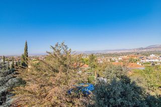 Chalet en venta en Zubia (La)