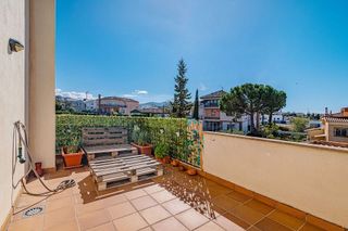 Chalet en venta en Zubia (La)