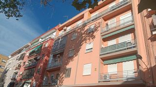 Piso en venta en Torrefiel en Valencia