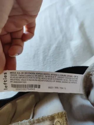 Pantalones rectos beige