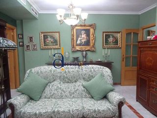 Piso en venta en Lucena