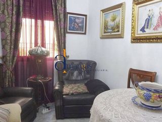 Piso en venta en Lucena