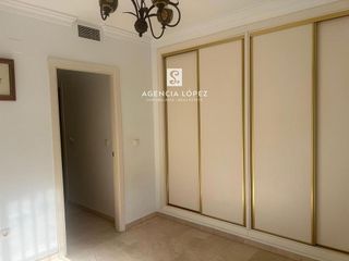 Ático en venta en Puerto - Plaza de Toros en Estepona