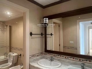 Ático en venta en Puerto - Plaza de Toros en Estepona