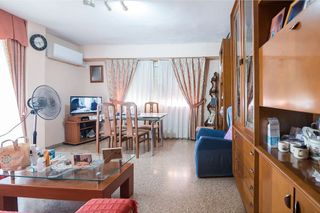 Piso en venta en La FontSanta en Valencia