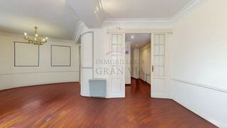 Piso en venta en La Roqueta en Valencia