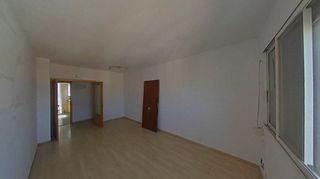 Piso en venta en Artigas - Llefià en Badalona