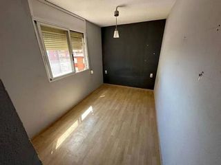 Piso en venta en Artigas - Llefià en Badalona
