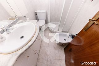 Piso en venta en Sant Ildefons en Cornellà de Llobregat