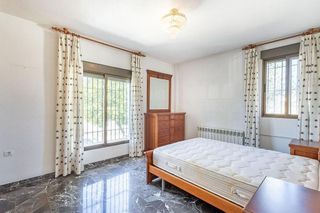 Chalet en venta en Ogíjares