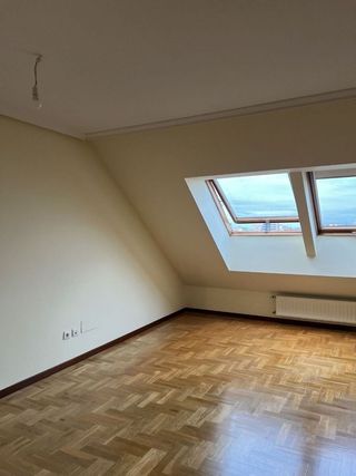 Piso en alquiler en El Coto en Gijón