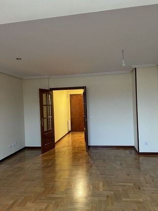 Piso en alquiler en El Coto en Gijón