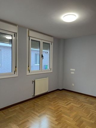 Piso en alquiler en El Coto en Gijón